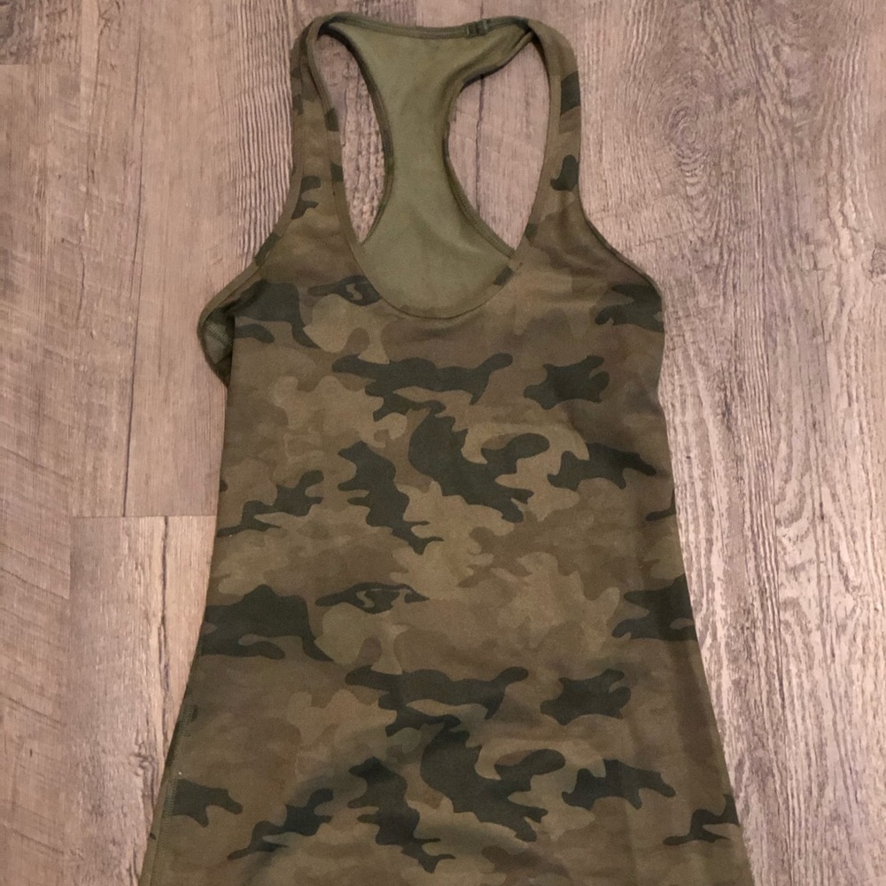 Lululemon camo racerback